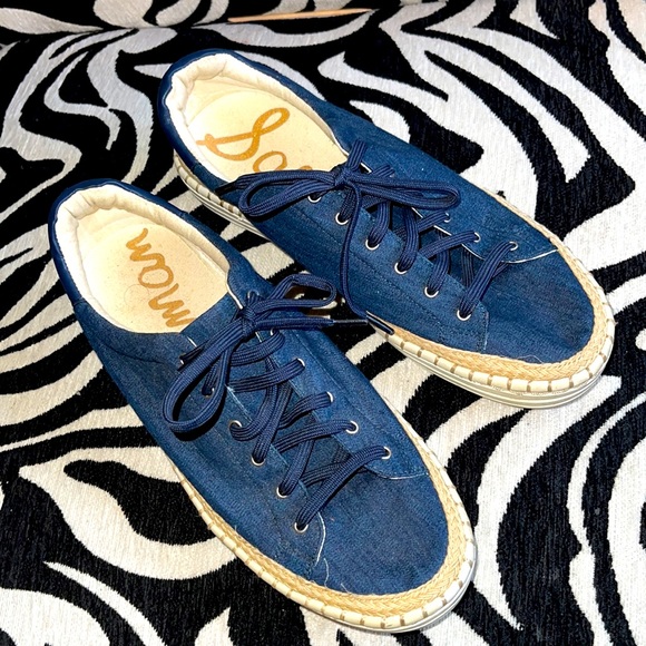 Sam Edelman - Picture 1 of 3